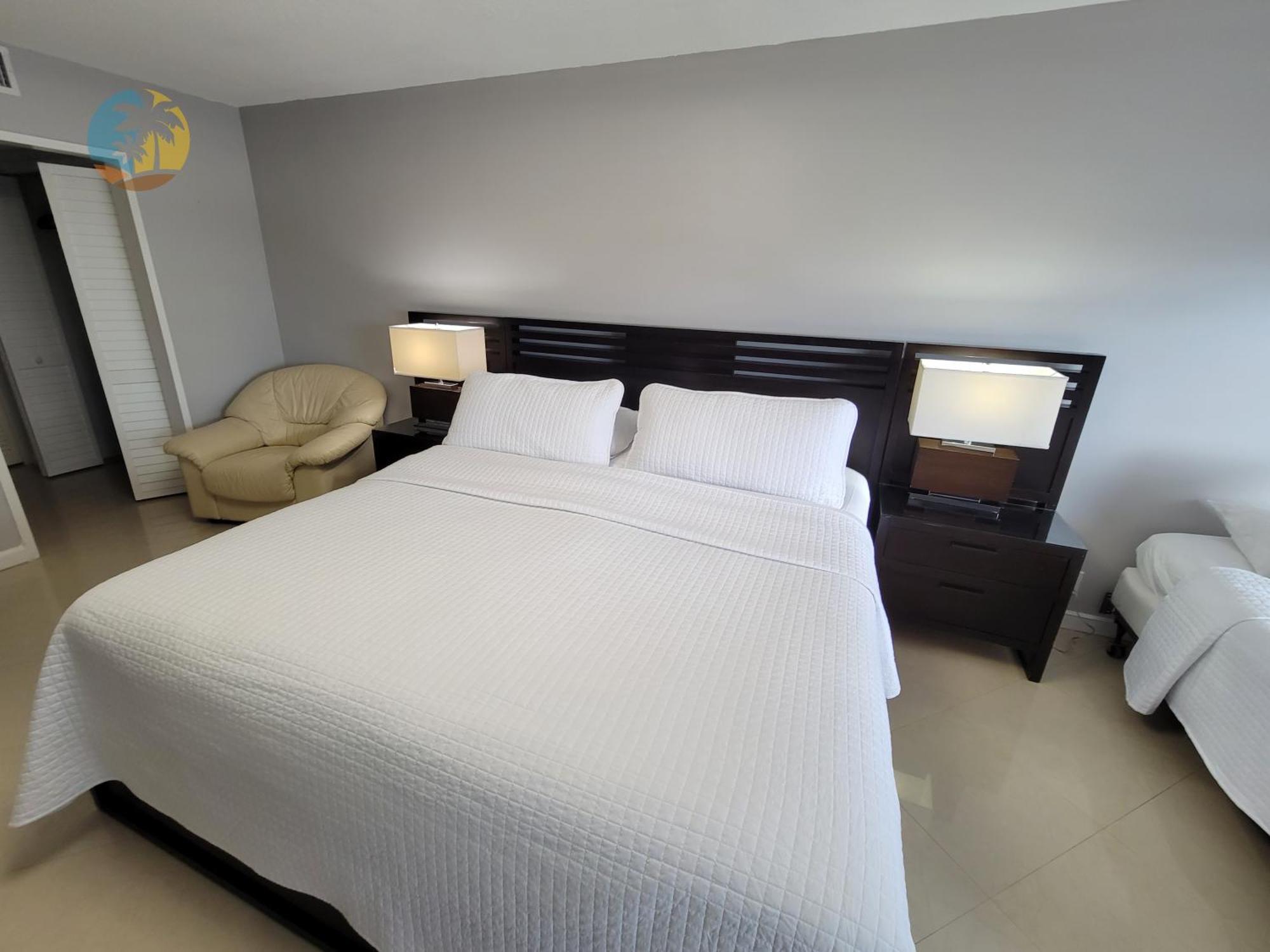 Deluxe Beach Resort - Hora Rentals Miami Beach Kültér fotó